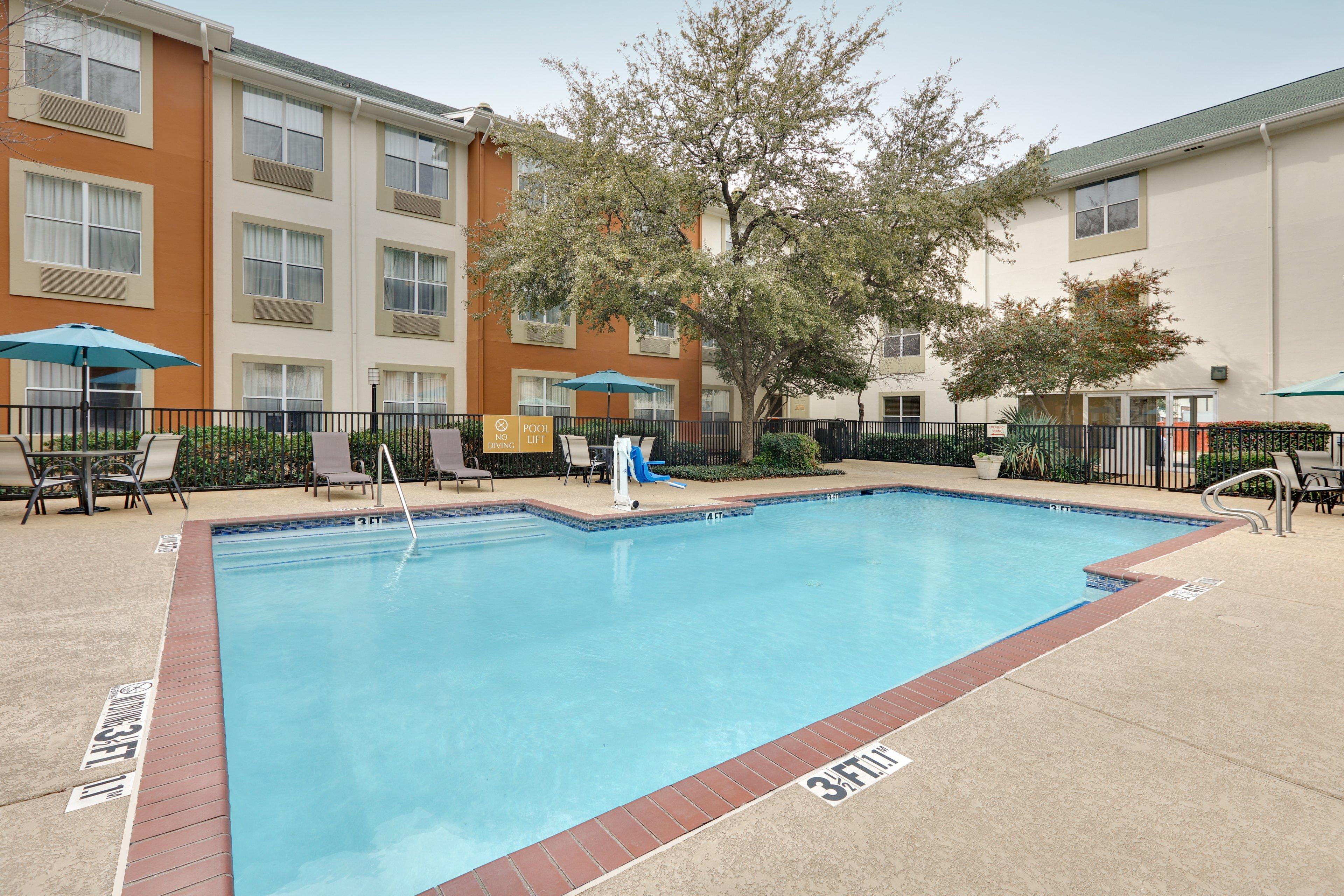 Candlewood Suites Dallas Market Center-Love Field By Ihg Eksteriør bilde